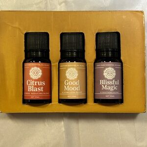 NIB Woolzies 100% Pure Essential Oil Blends, 3 Pack, 10ml Ea.